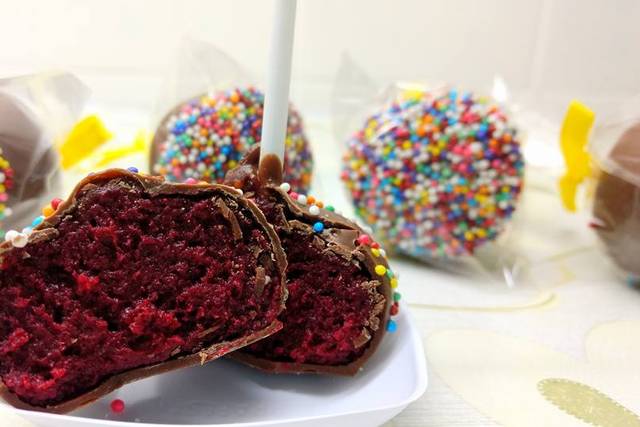 Cake pop red velvet