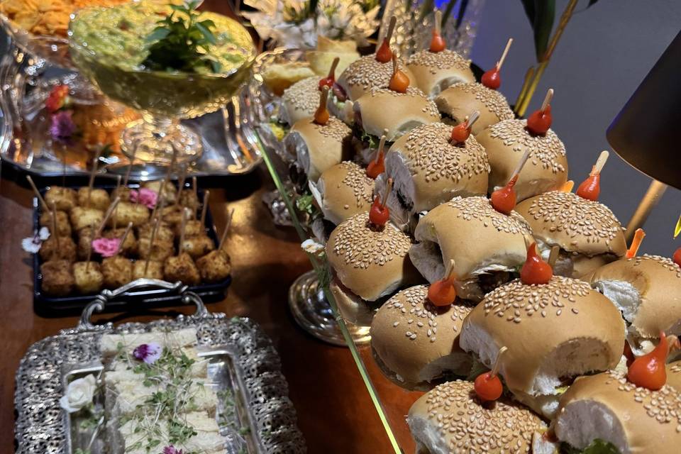 Finger food