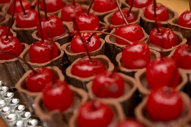Copinho de trufas com cereja