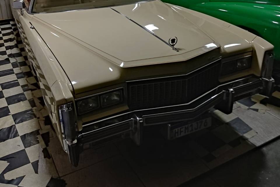 Cadillac 1976