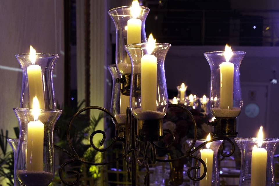 Candelabro c/ Velas Naturais