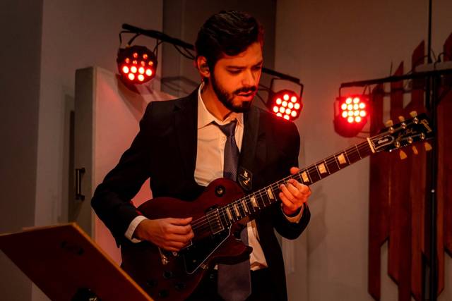 Lilo Fantusi guitarrista