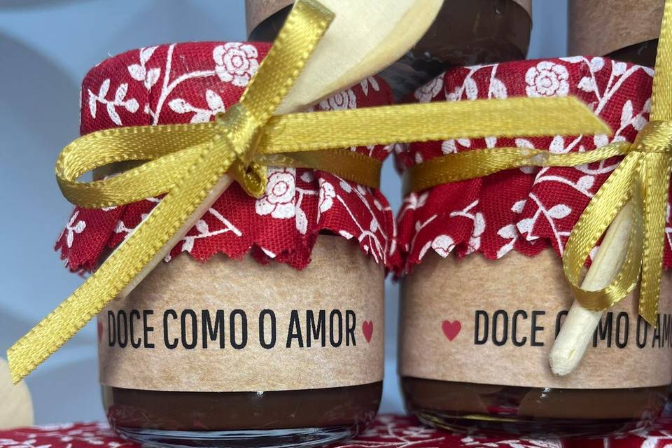 Brigadeiros e bem casados