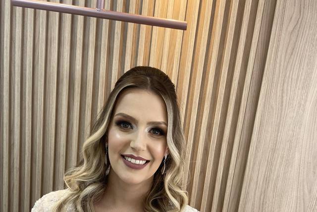 Anne Macedo
