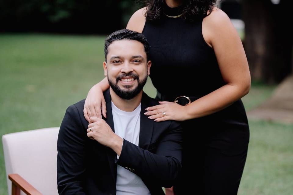 Philipe Ribeiro e esposa