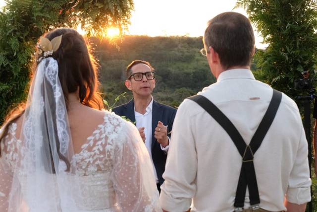 Celebração com Por do Sol