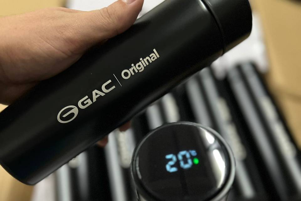 Garrafa térmica com visor