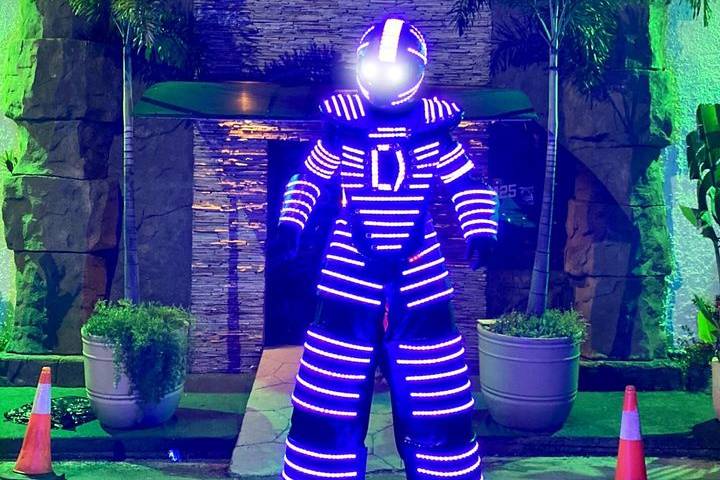 Robô de LED Gigante