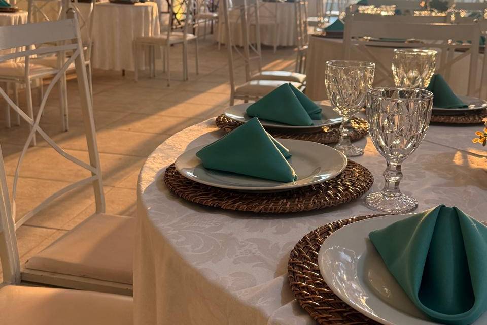Mesa posta com charme