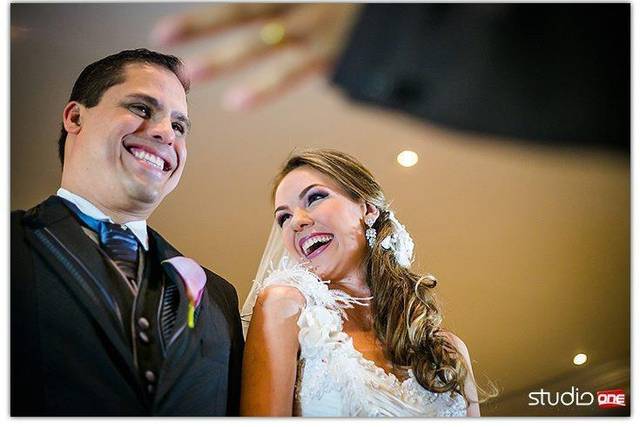 Felicidade = Luciane e Leandro