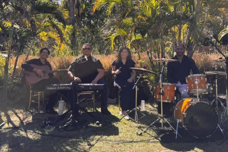 Grupo Musical Adonai