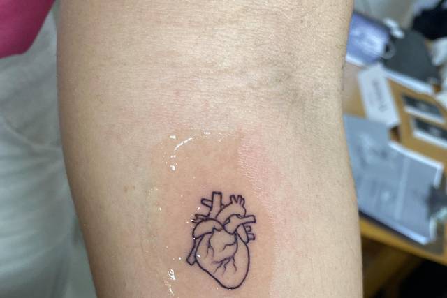 Tatuagem para noivos e convidados