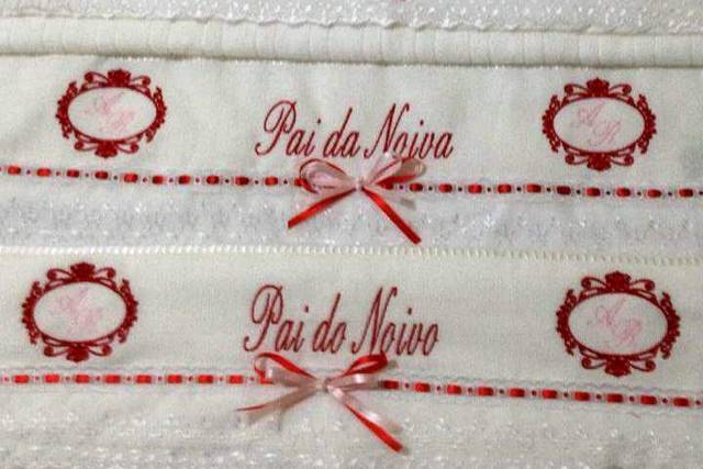 Toalha mensagem bordada pais