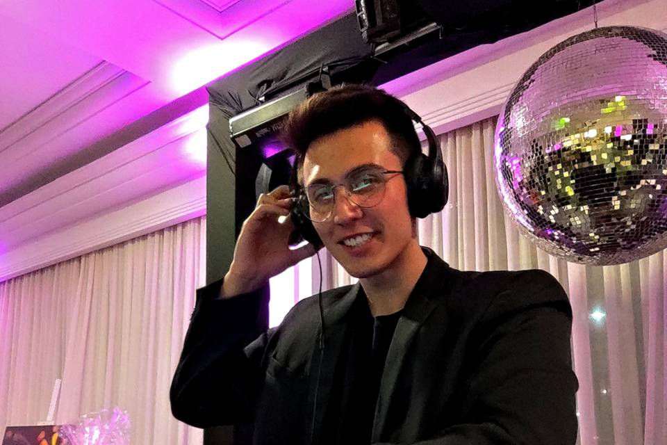 DJ Alexandre Luiz