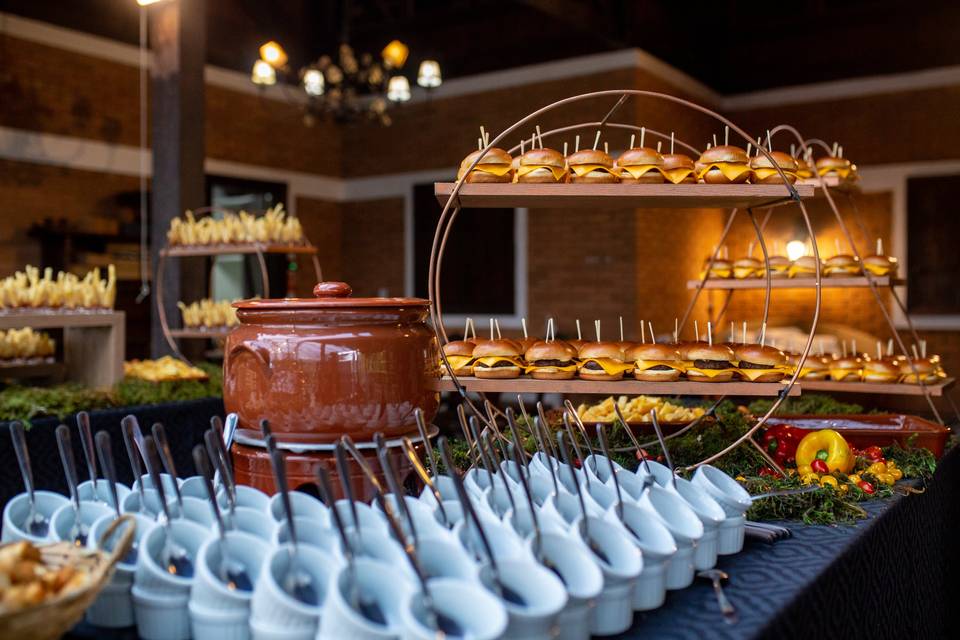 Mariah Buffet & Eventos