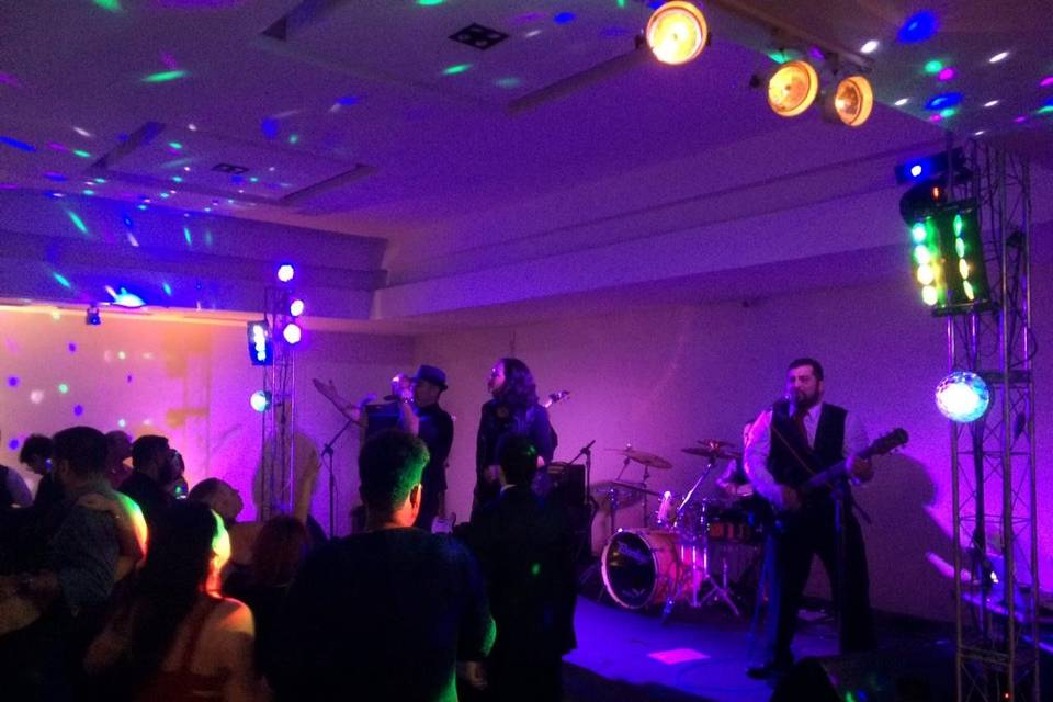 Estrutura para bandas