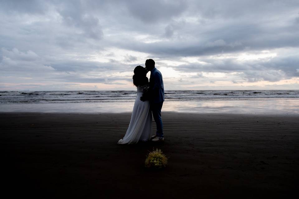 Casamento pé na areia