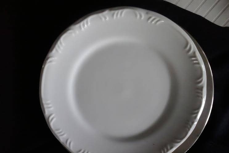 Prato de mesa branco