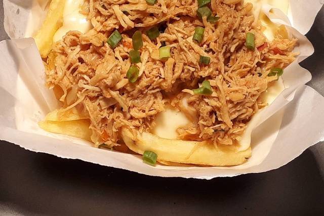 Batatas com carne desfiada