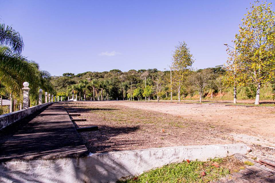Pátio Estacionamento