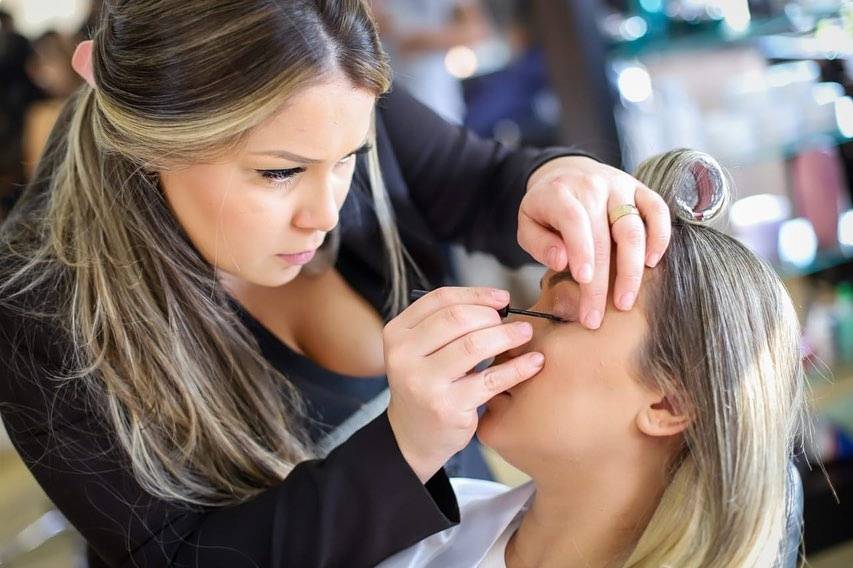 Bruna Romao Make up