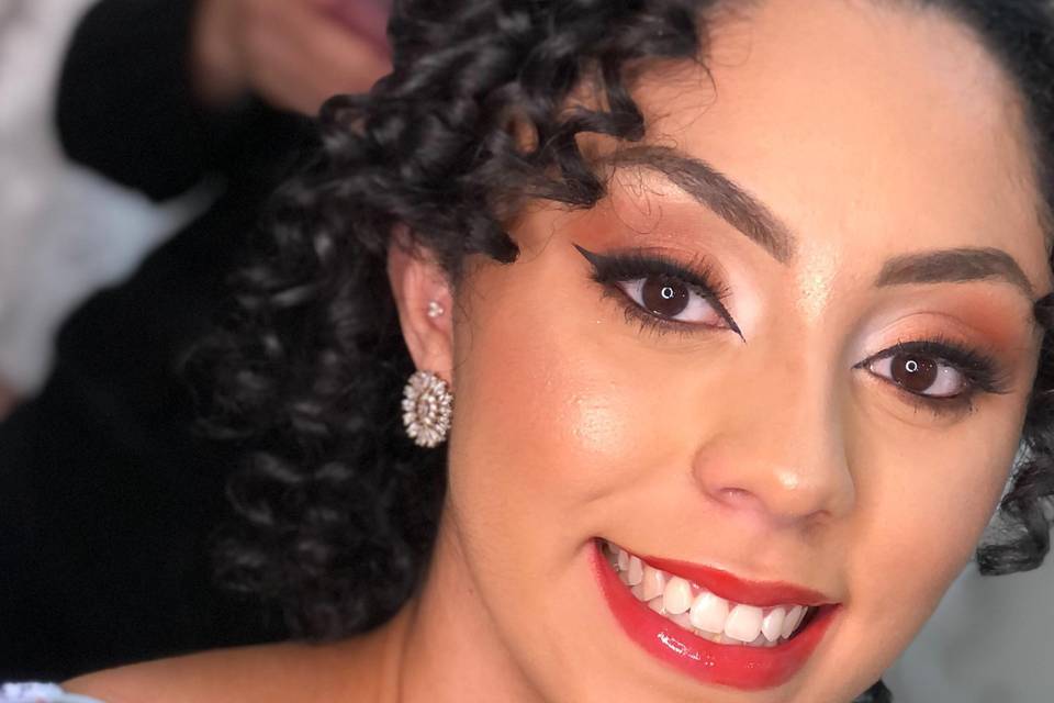 Bruna Romao Maquiadora