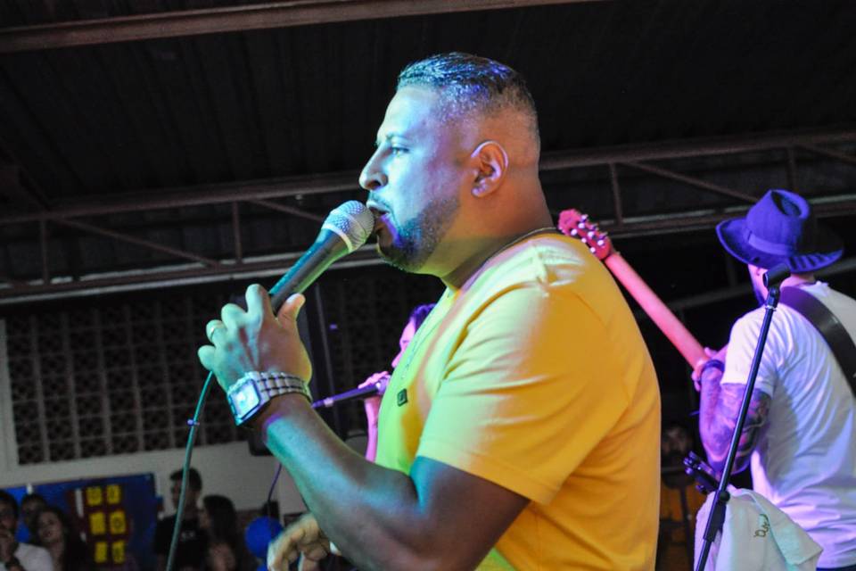 Eddy Moreno & Banda