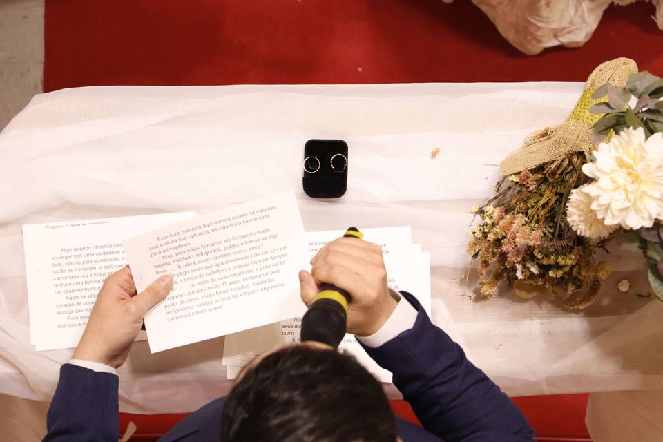 Cerimônia emocionante e leve