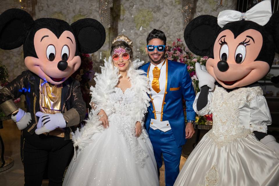 Mickey e Minnie Noivos
