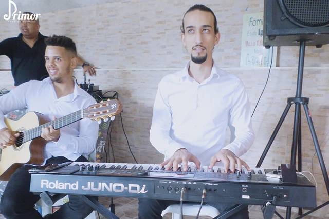 Tipo de formação: Acústico