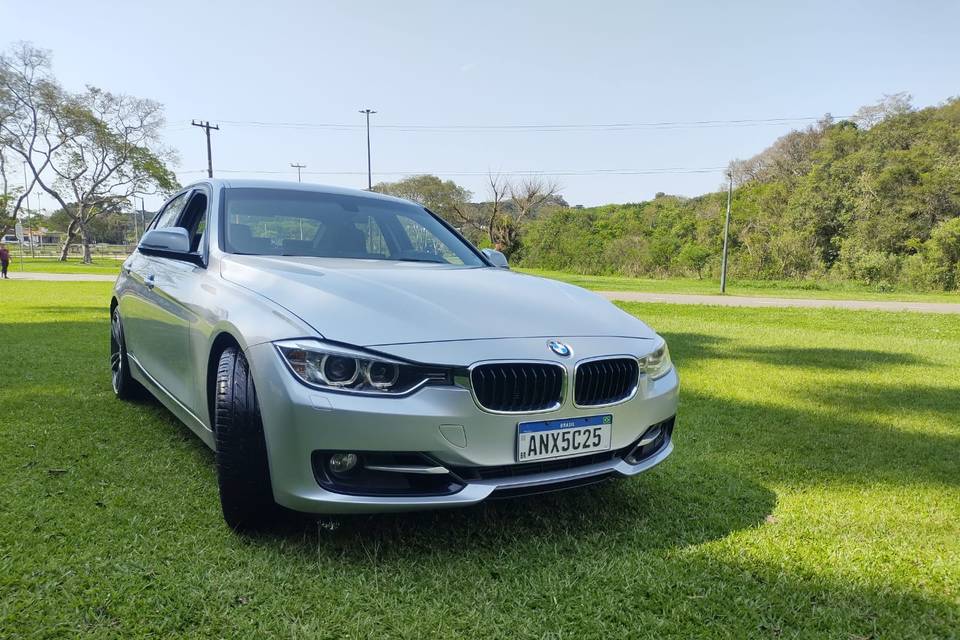 BMW 320I