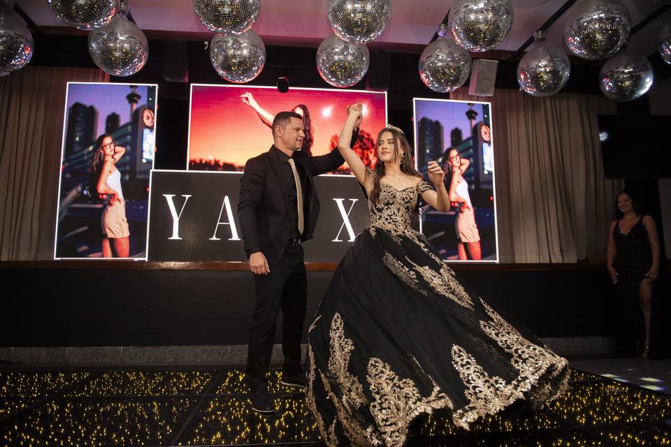 15 anos Yasmin - Savassi