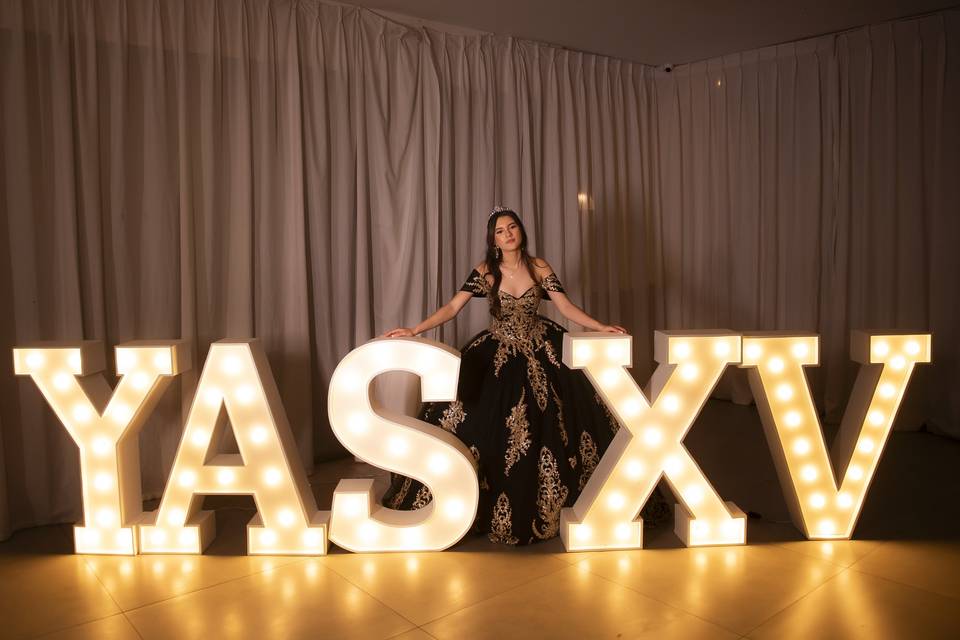 15 anos Yasmin - Savassi