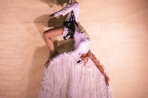 Dança Vertical