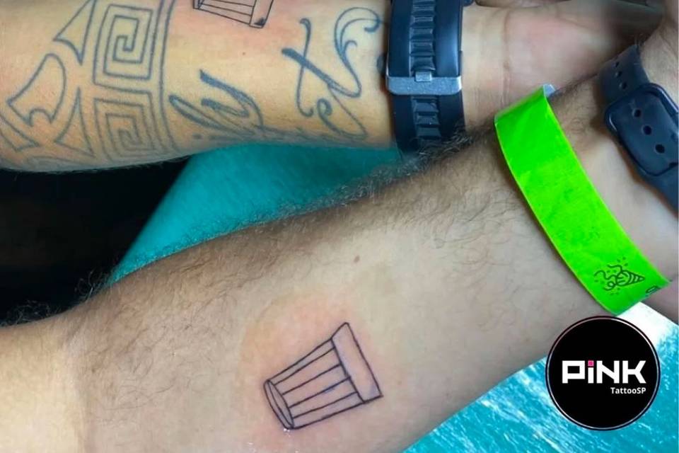 Tattoo de amigos