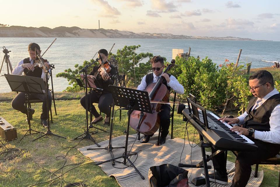 Piano e Trio de Cordas