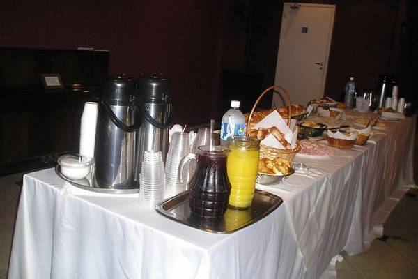 A Kir Buffet