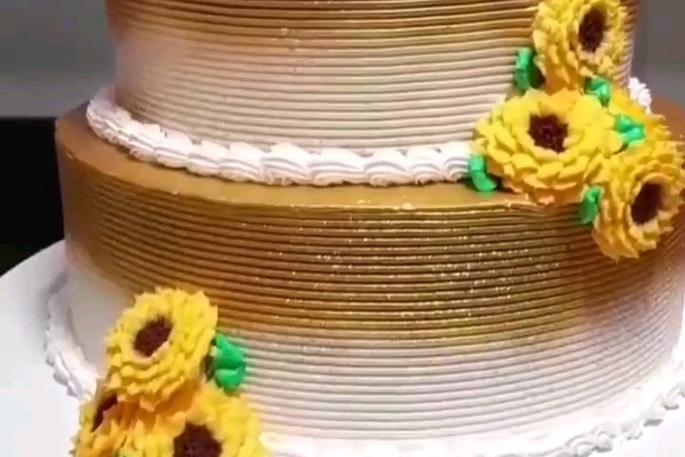 Bolo chantilly com flower cake
