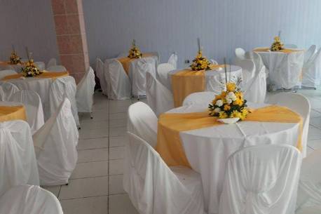 Casamento amarelo e branco