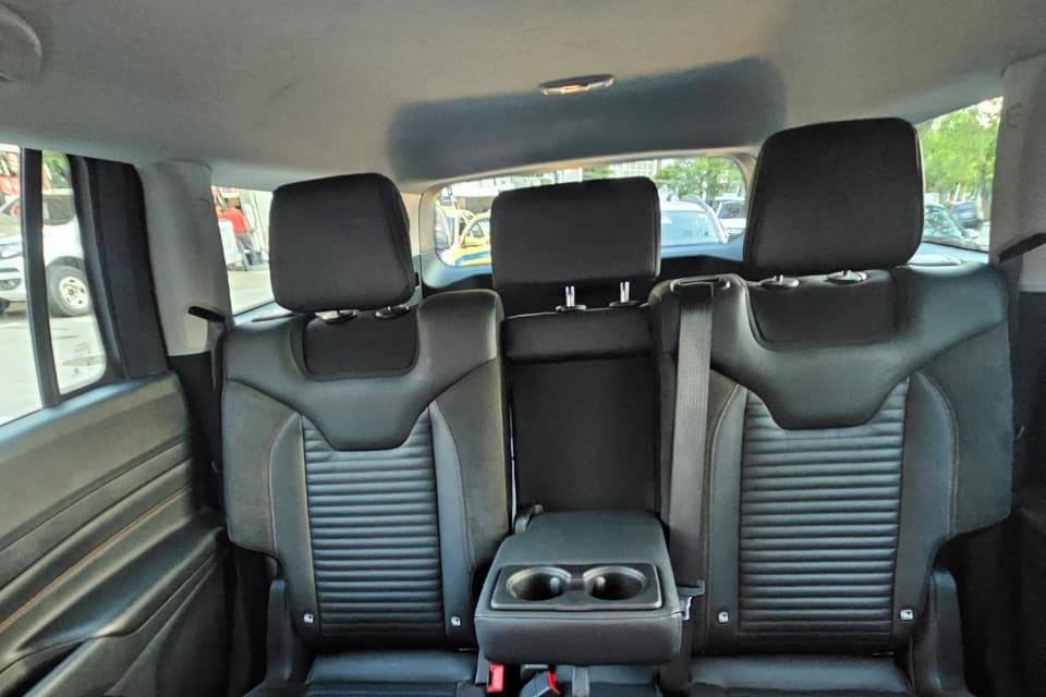 Jeep Commander
