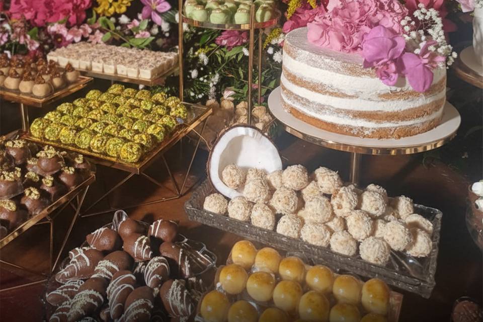Rosiane Gasparin Doces Finos