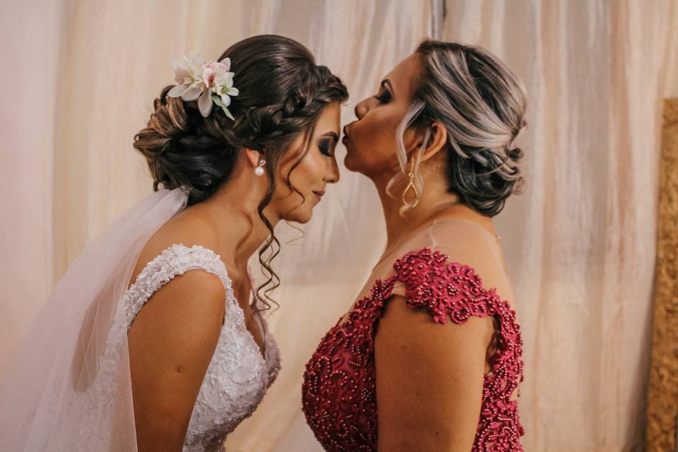 Noiva Mariana e sua mãe