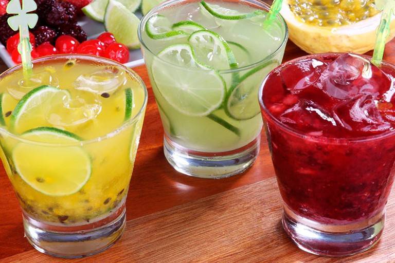 Caipirinhas diversos Sabores