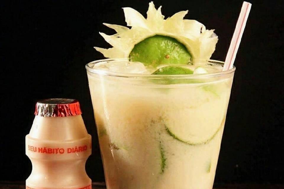 Caipirinha de Yakult