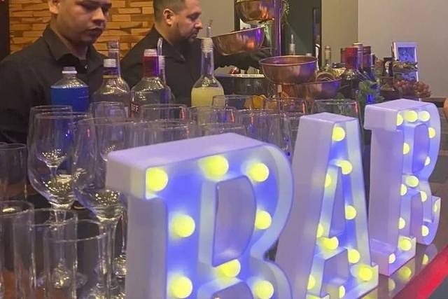 Bom Bar Drinks