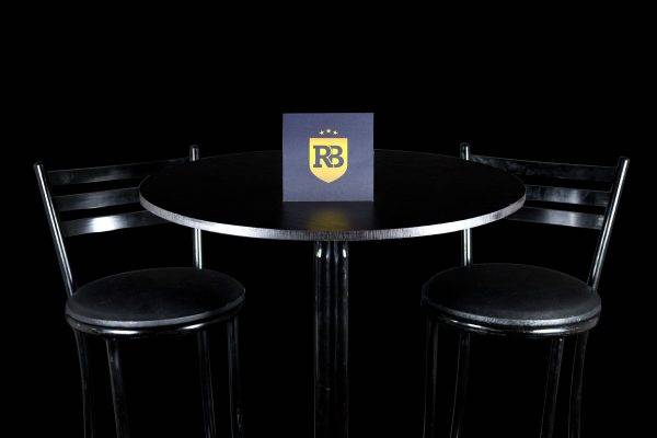 Locação mesa bistrô e banqueta