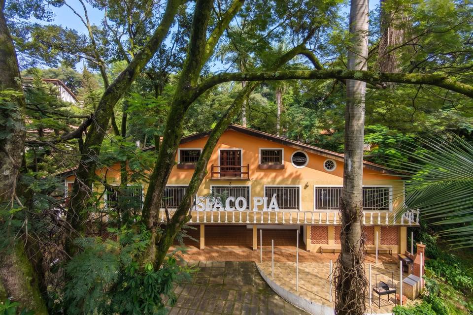 Nossa linda fachada