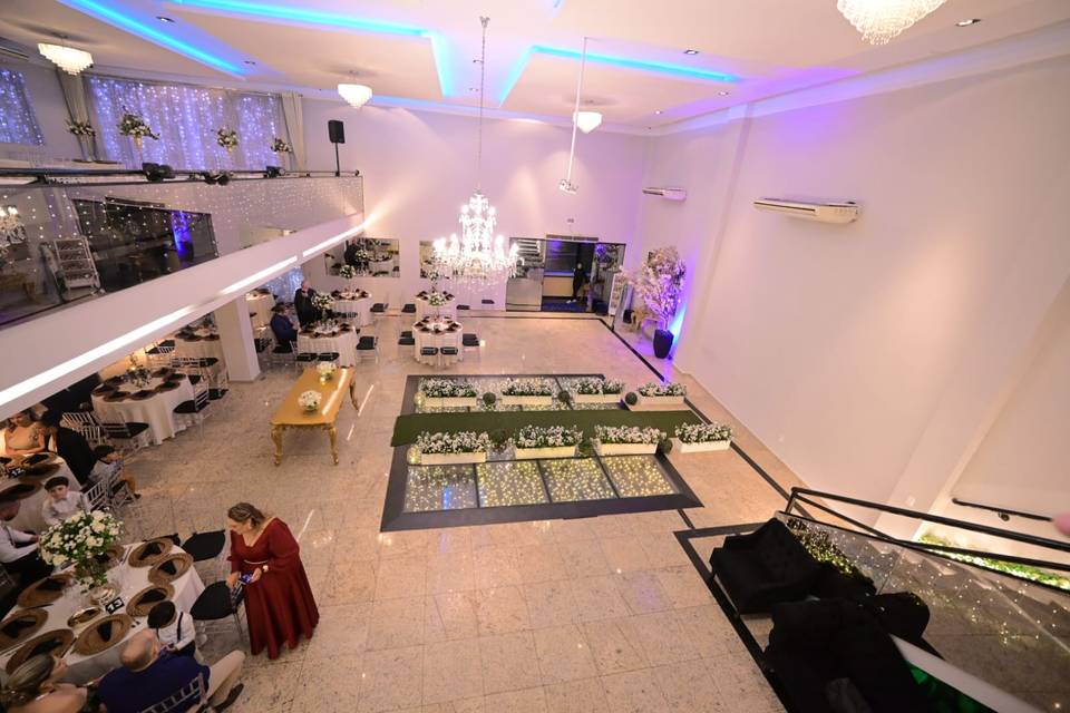 Cerimonial no espaço principal