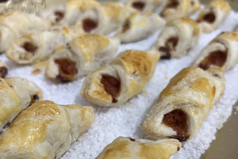 Folhado de bacon com abacaxi