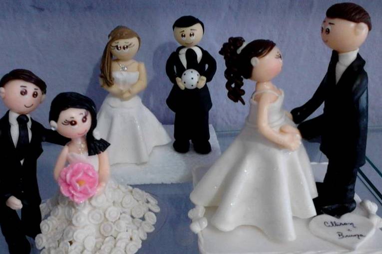 Bonecos de bolo de casamento